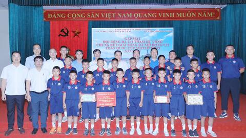 Gặp mặt Đội bóng U11 tham dự vòng chung kết Giải bóng đá nhi đồng toàn quốc Cúp Nestle Milo năm 2025