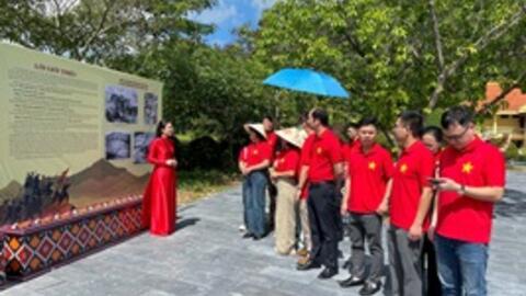 Trưng bày chuyên đề “Khởi nghĩa Bắc Sơn - Tiếng súng mở đầu giải phóng dân tộc”