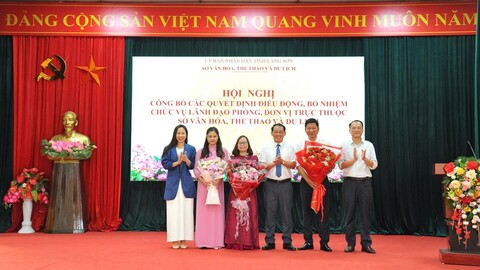 Sở Văn hóa, Thể thao và Du lịch công bố các quyết định điều động, bổ nhiệm cán bộ