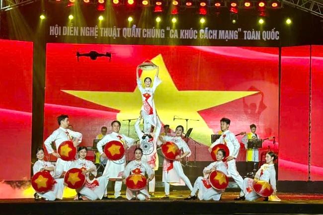 &quot;Niềm tin và khát vọng&quot;: Ca ngợi truyền thống lịch sử văn hóa của mảnh đất, con người Lạng Sơn - Ảnh 2.