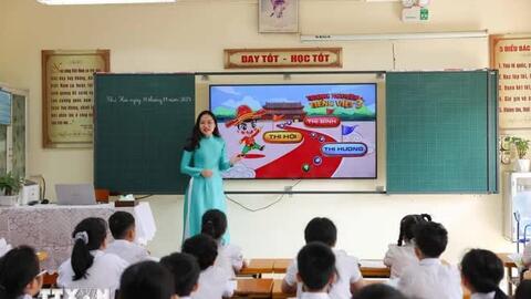 Ngày Nhà giáo Việt Nam: Tri ân những người “truyền lửa”