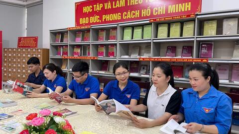 Chi đoàn Bảo tàng – Thư viện sôi nổi hoạt động chào mừng ngày sinh nhật Bác