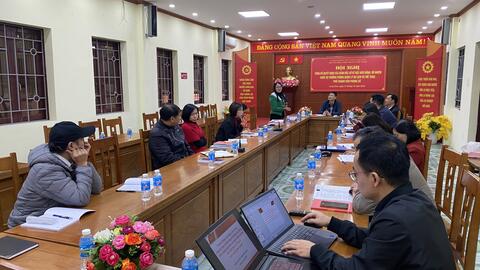 Chi bộ Tổng hợp học tập Chuyên đề “Trách nhiệm của đảng viên trong công tác bảo vệ nền tảng tư tưởng của Đảng, đấu tranh phản bác các quan điểm sai trái, thù địch, bảo vệ Tổ quốc trên không gian mạng”