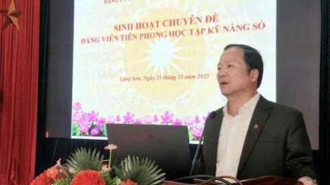 Đảng ủy Sở Văn hóa, Thể thao và Du lịch tổ chức sinh hoạt chuyên đề “Đảng viên tiên phong học tập kỹ năng số”