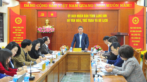 Lãnh đạo UBND tỉnh làm việc với Sở Văn hoá, Thể thao và Du lịch (VHTT&DL) và Trung tâm Xúc tiến Đầu tư, Thương mại và Du lịch (XTĐTTM&DL) tỉnh.