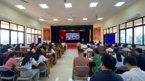 Đảng ủy Sở Văn hóa, Thể thao và Du lịch tổ chức tiếp sóng Hội nghị toàn quốc nghiên cứu, học tập, quán triệt các Nghị quyết, Chỉ thị mới của Bộ Chính trị