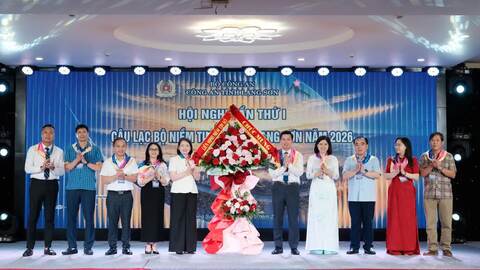 Mặt trận không tiếng súng
